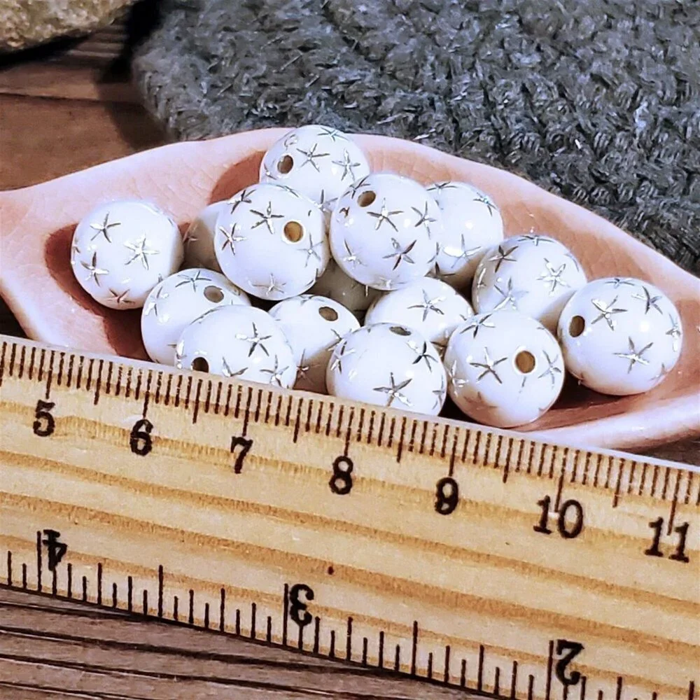 10 Vintage Retro White Silver Stars 12mm Round Acrylic Shabby Chic Beads